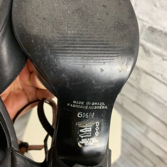 Two Lips Vintage Black Leather Pointy Toe Ankle Strap Pump - Picture 9 of 9